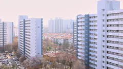 서울 아파트 ‘9억 원 규제선’ 넘어서면 내 집 마련의 희비가 갈린다